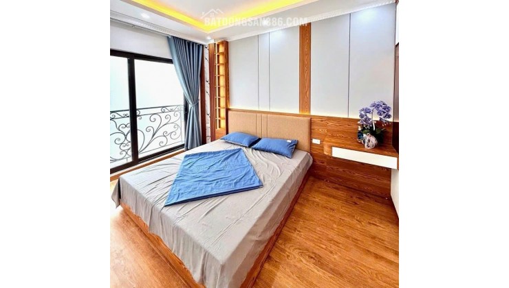 NHỈNH 8 TỶ SỞ HỮU MỚI XÂY THANG MÁY Ô TÔ GẦN PHƯỜNG ĐỊNH CÔNG, 32M2 X 6 TẦNG